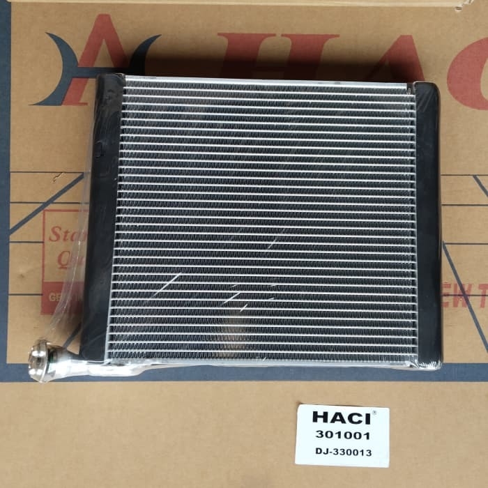 88501-02210 Condenser HACI Brand High Performance Standard Size AT