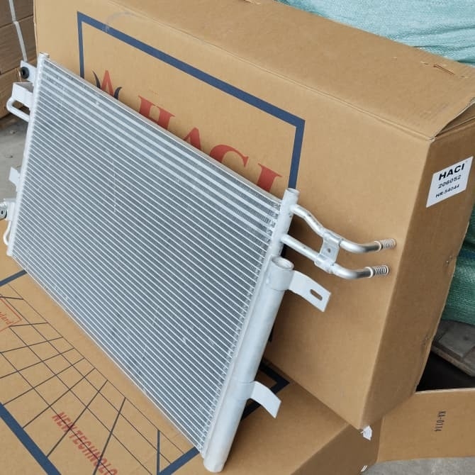 HACI Brand EB5Z-19712-E Car Radiator Standard Size 1 Year Warranty