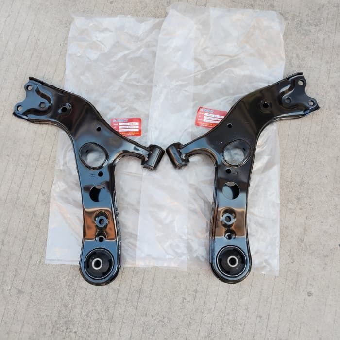 OE 48068-42060 R 48069-42060 L Toyota RAV 4 IV pièces détachées originales